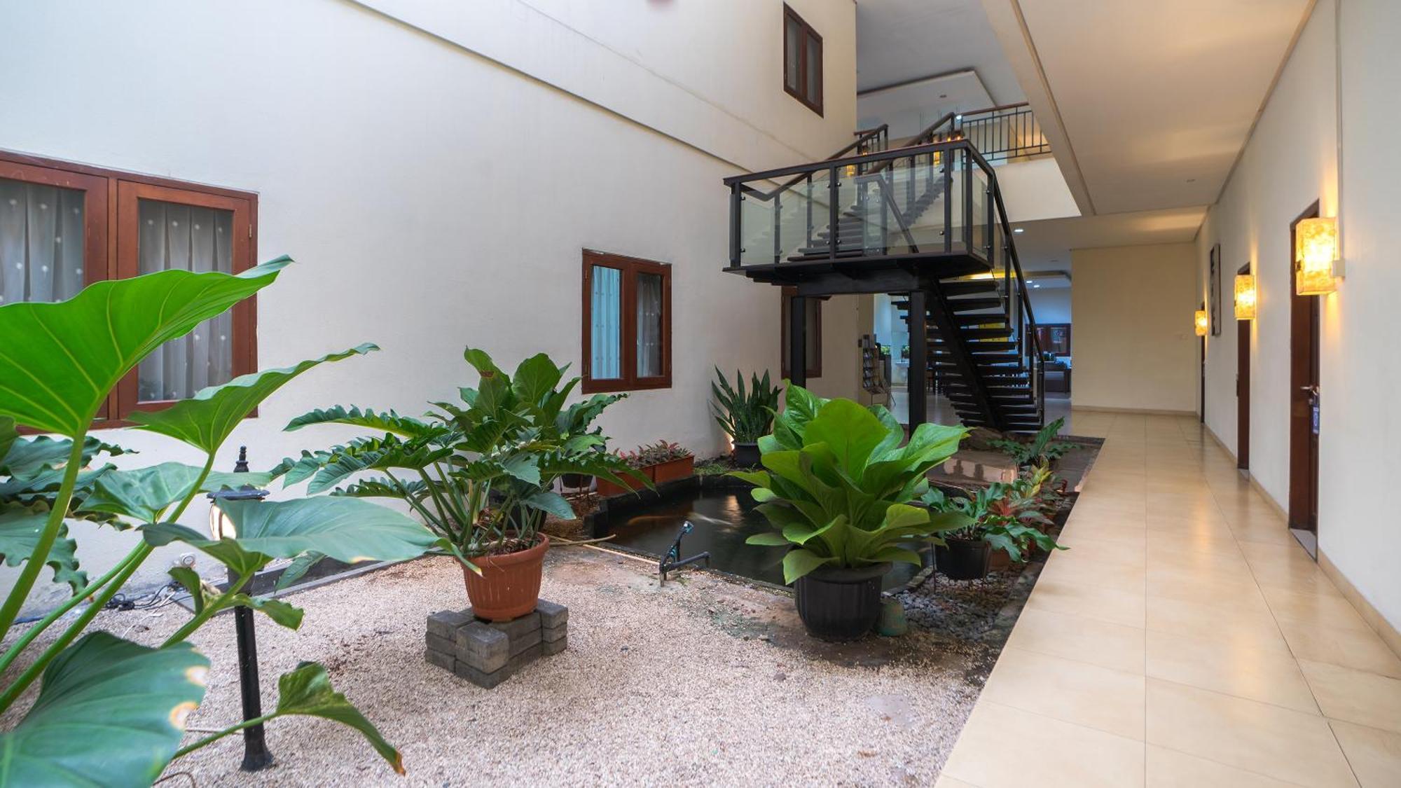 Jambuluwuk Residence Pakubuwono Джакарта Экстерьер фото